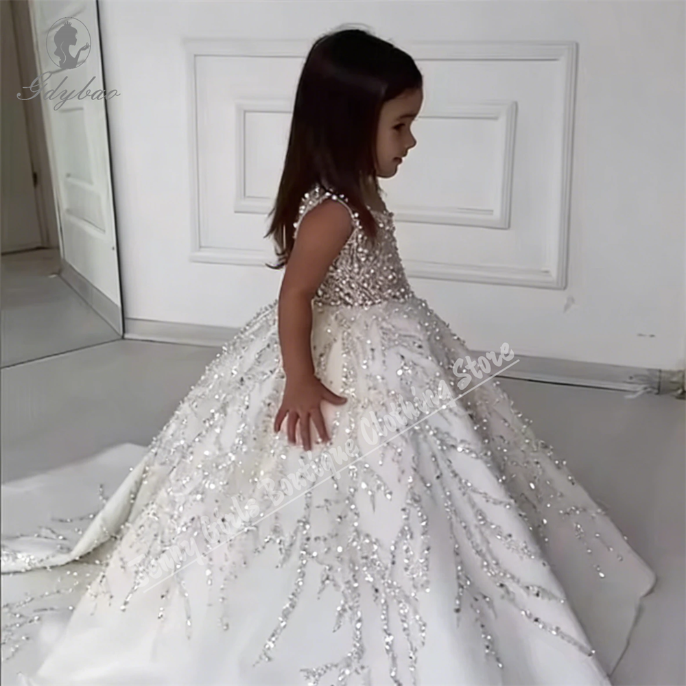 Glitter Beading Fluffy Single  - مراجعة Birthday Sash Glitter وسعره