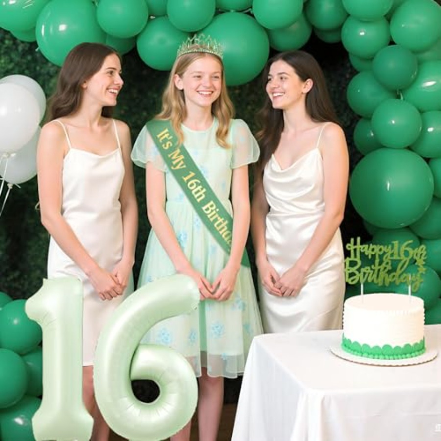 Birthday Decorations for Girls - مراجعة Birthday Sash Glitter وسعره