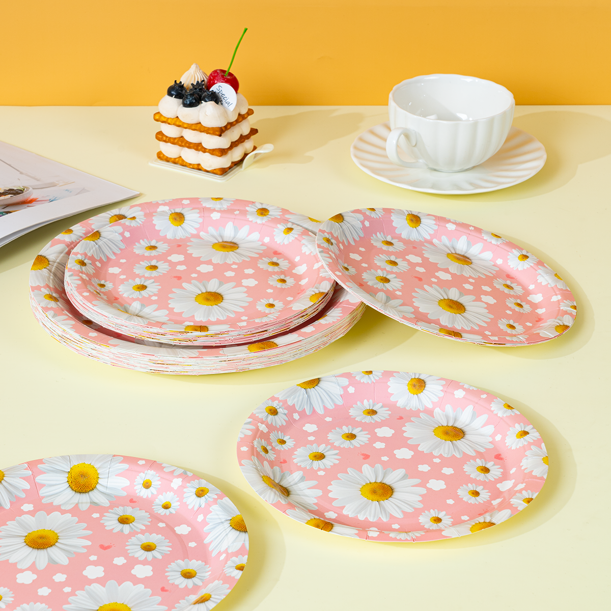Pink Daisy Print Disposable Pa - مراجعة Event & Party Supply وسعره
